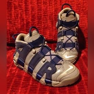 **Nike** "Air More Uptempo"/+/+/Cool Grey Midnight Navy
